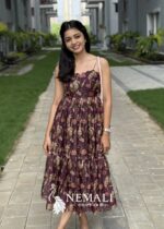 Special Date Ethnic Frock – Elegant Casual Dress for Romantic Occasions